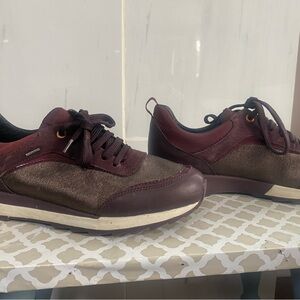 Geox Women's Sneakers in Burgundy and Bronze
